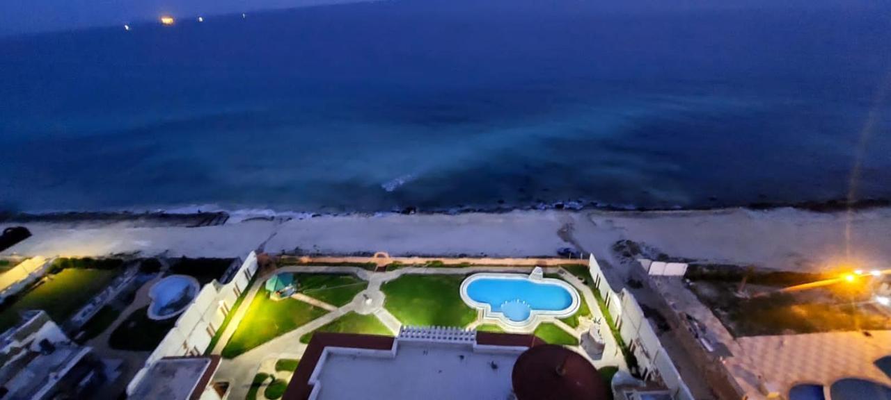 Panorama Apartment With A Charming Sea And Swimming Pool View Near Alexandria With Free Wifi شقة باطلالة ساحرة على البحر وحمام السباحة 外观 照片